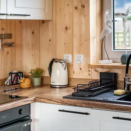 Wczasowy Z Dostepem Do Mini Zoo Donkeyszot *